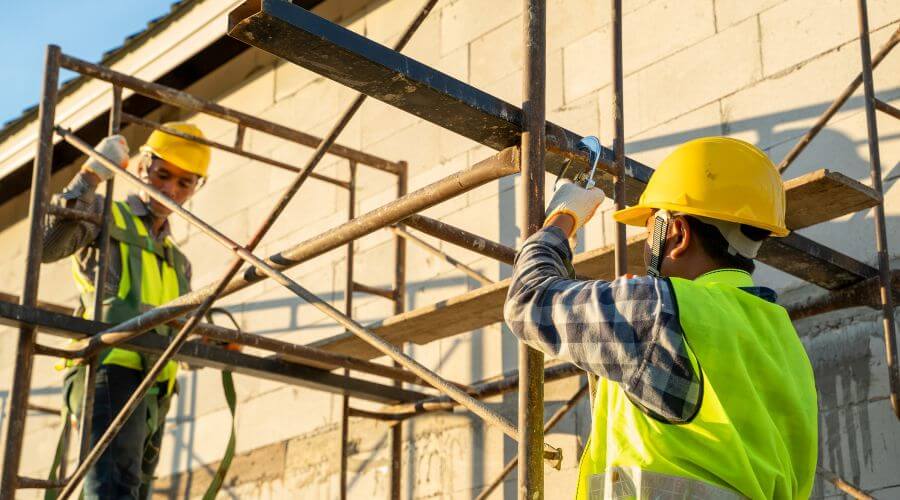 Expert Emergency Roof Repairs services in Minneapolis, KS